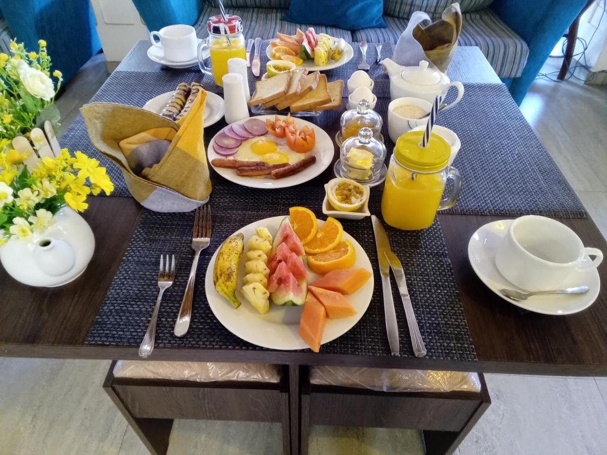 White House Ella Hotel Екстериор снимка