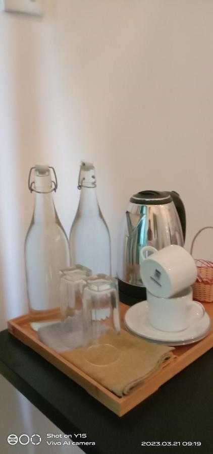 White House Ella Hotel Екстериор снимка